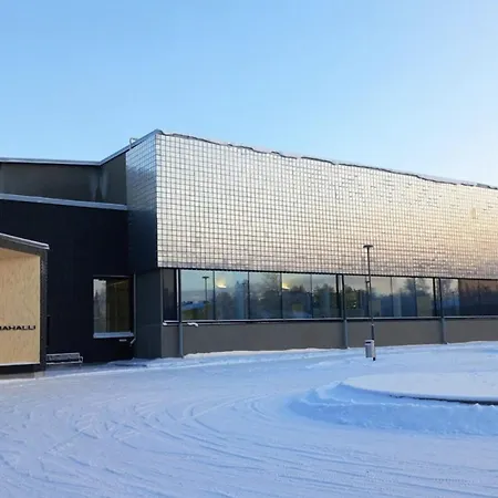 Modern 2br With Sauna, Patio And Parking, 10 Min To Center Apartmán