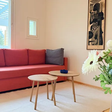 Apartmán Modern 2br With Sauna, Patio And Parking, 10 Min To Center *